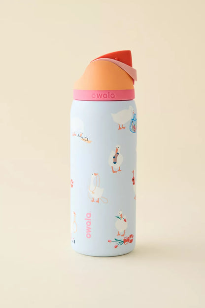 Exclusive Silly Goose FreeSip 32 oz Water Bottle