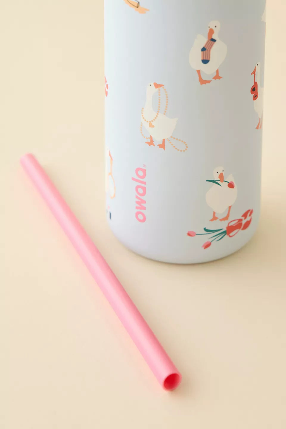 Exclusive Silly Goose FreeSip 32 oz Water Bottle