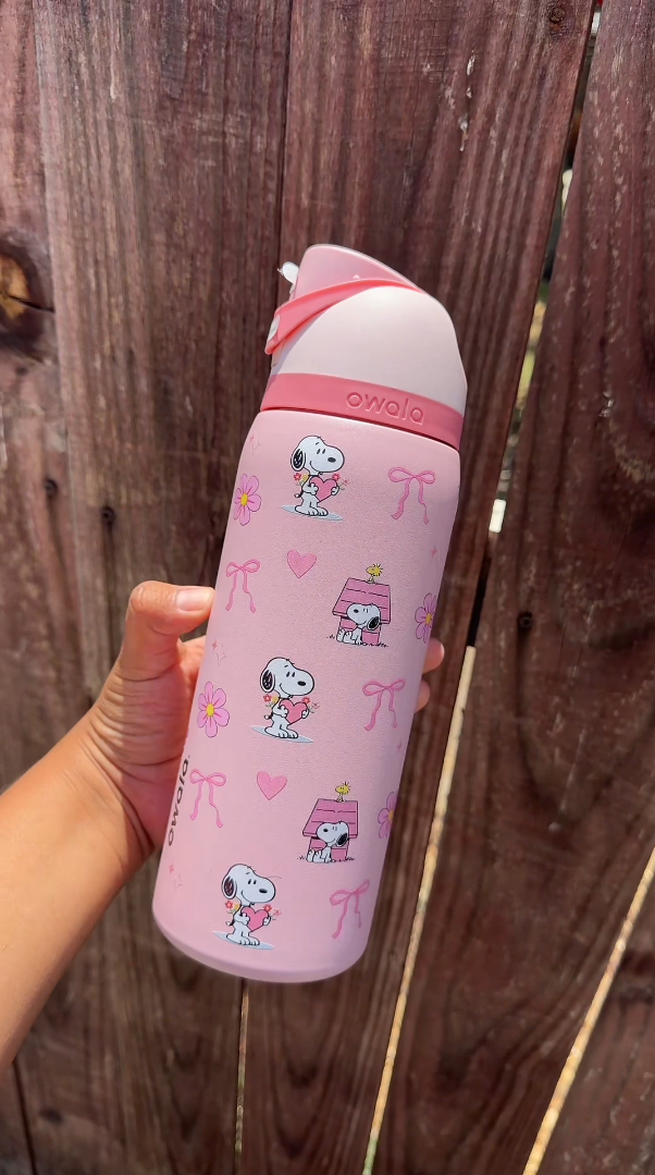 Snoopy Bow & Bloom FreeSip 2oz Water Bottle