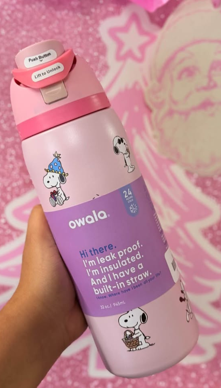 Snoopy x Owala 32oz FreeSip Water Bottle